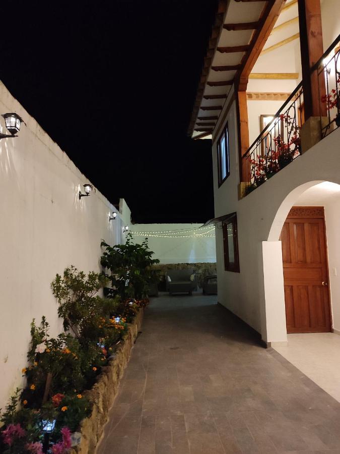 Merak Hostel Villa de Leyva Bagian luar foto